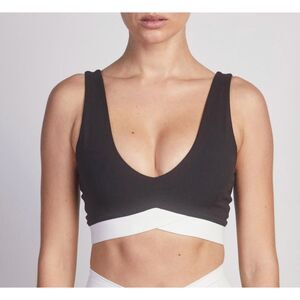 JOJA Drive Light Support Sports Bra Drive Sports Bra - Black and White